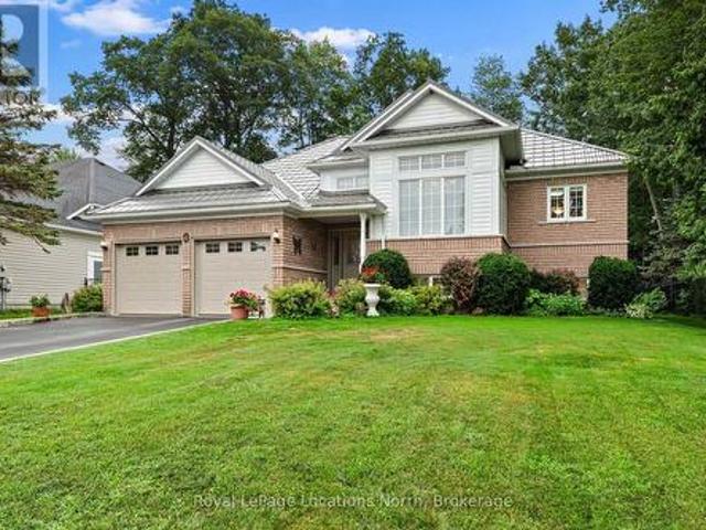 House for sale in Wasaga Beach, Ontario