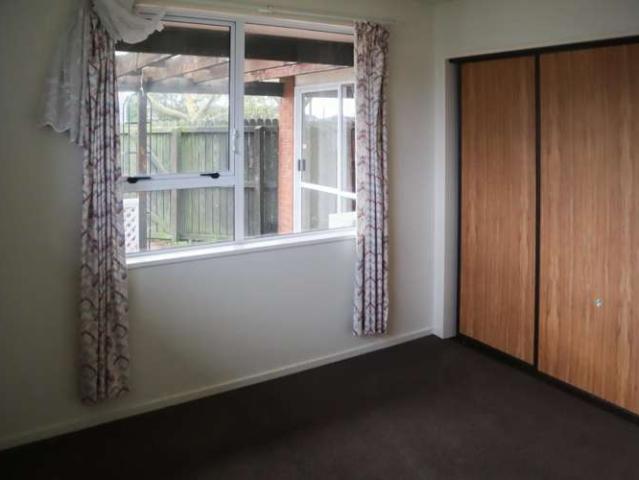 House for rent in Chaslands, Canterbury