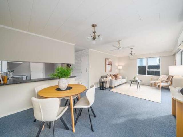 Apartment for sale in Days Bay, Wellington