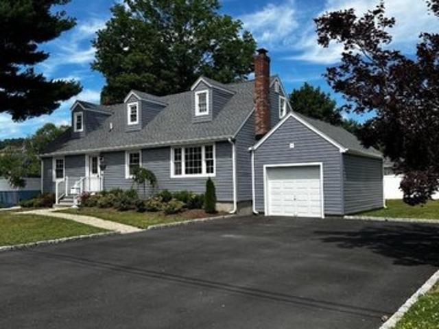 House for sale in Riverdale, New Jersey