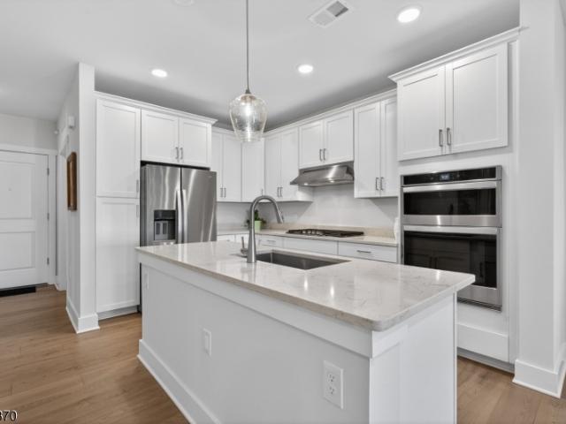 Condo for sale in Florham Park, New Jersey
