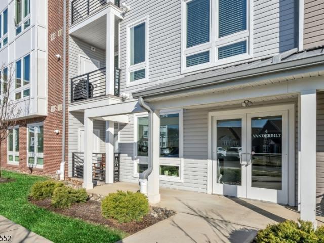 Condo for sale in Florham Park, New Jersey