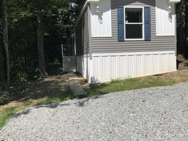 House for sale in Smock, Pennsylvania