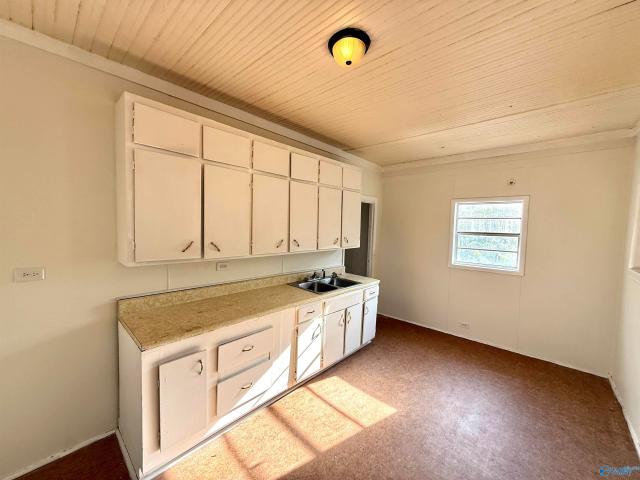 House for sale in Etowah, Alabama