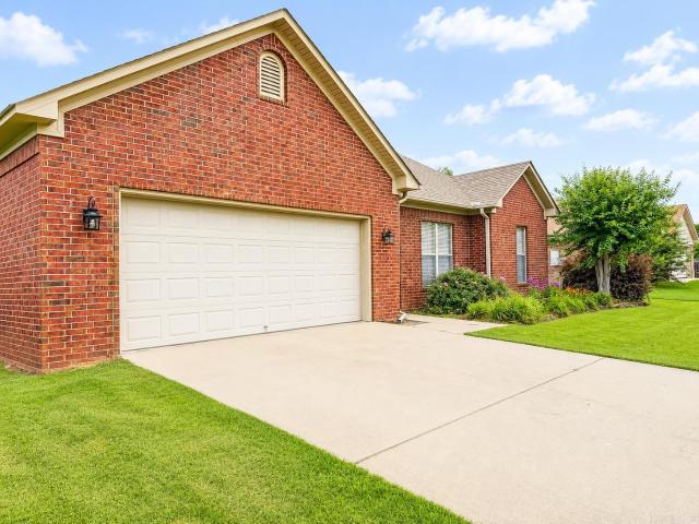 House for sale in Ark
