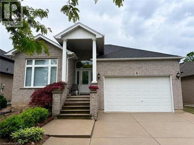 House for rent in Ancaster, Ontario