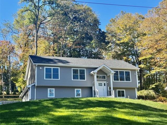House for sale in Patterson, New York