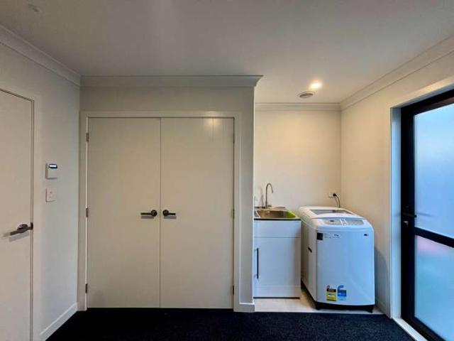 House for rent in Orewa