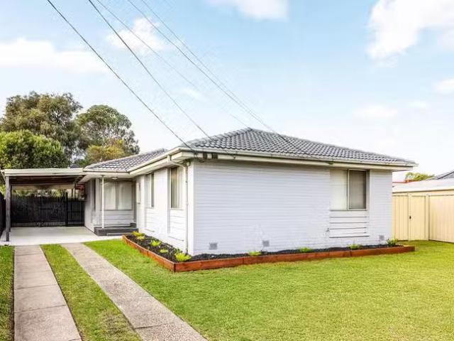 House for rent in Sunshine West, Victoria
