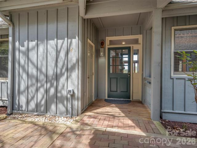 House for sale in Hendersonville, North Carolina