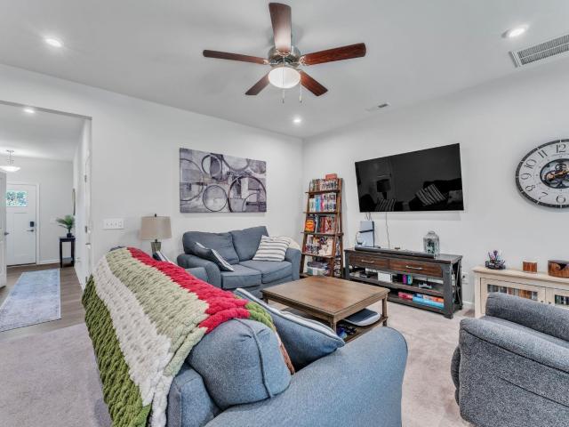 Townhouse for sale in Simpsonville, South Carolina
