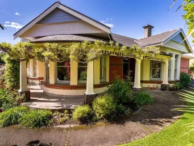 House for sale in Otakou