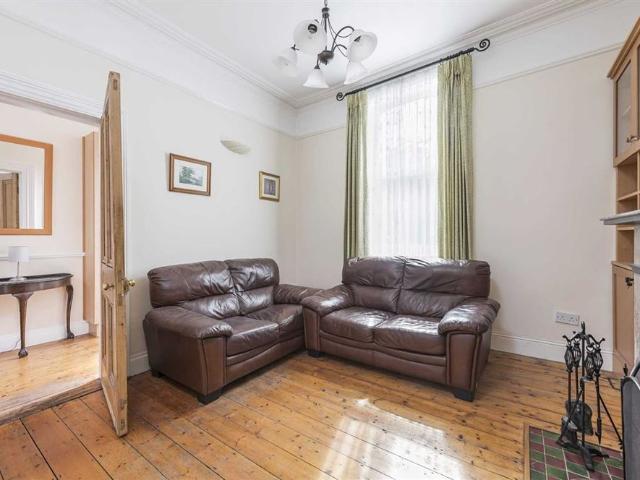 House to rent in Bluebell, North Tipperary
