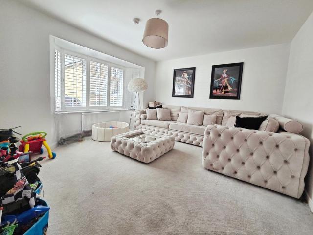 House for rent in Chipping Hill, Essex