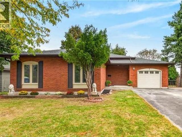 House for sale in Grimsby, Golden Horseshoe