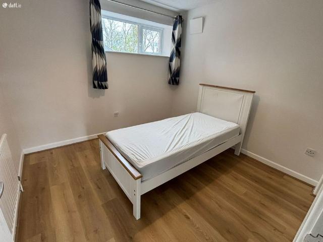 Apartment to rent in Bluebell, North Tipperary