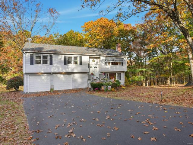 House for sale in Windsor Locks, Connecticut