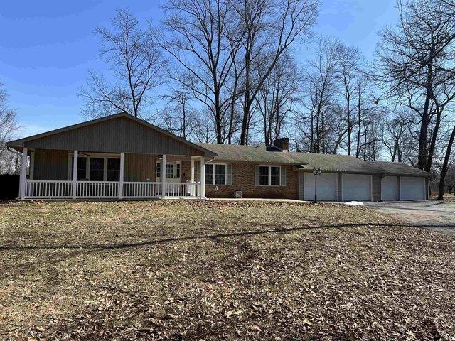 House for sale in Mitchell, Indiana