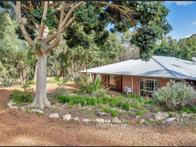 House for rent in Lake Clifton, Western Australia