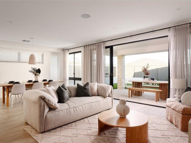 Cottage for sale in Clarkson, Western Australia