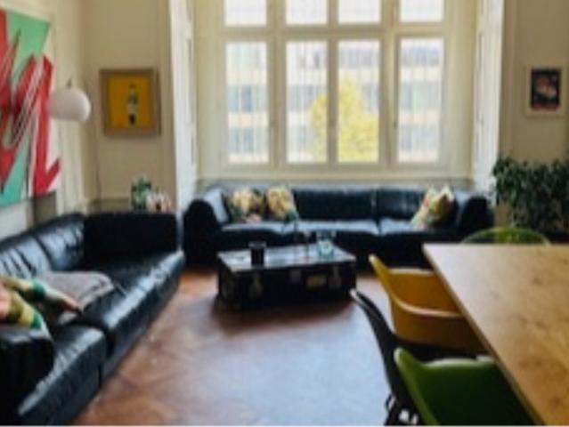 Wohnung mieten in Einigen, Zürich