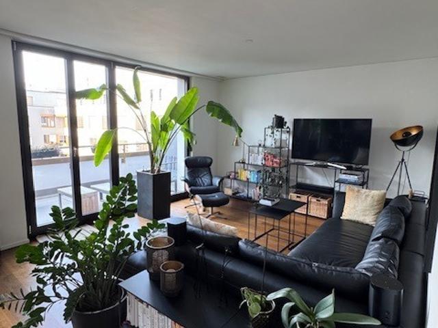 Wohnung mieten in Einigen, Zürich