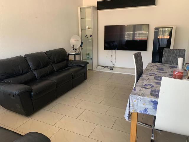 Wohnung mieten in Einigen, Zürich