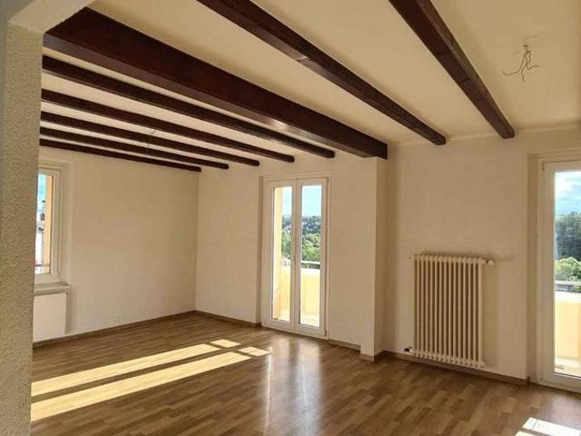 Haus mieten in Orbe, Waadt