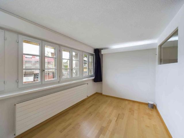 Reihenfamilienhaus mieten in Rüti (ZH), Zürich