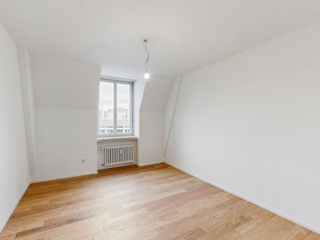 Haus mieten in Einigen, Zürich