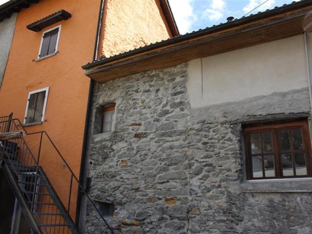 Einfamilienhaus kaufen in Centovalli, Tessin