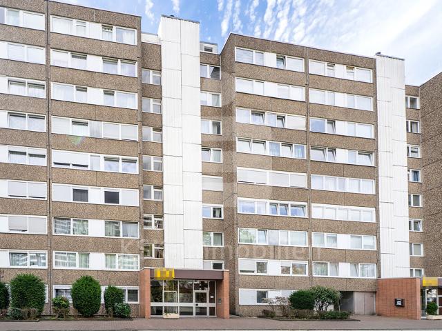 Wohnung kaufen in Löhe, Bergisch Gladbach
