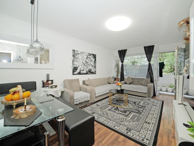 Wohnung kaufen in Moosach, München