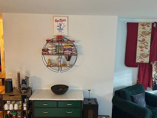 Apartment mieten in Einigen, Zürich