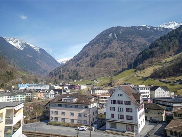 Wohnung kaufen in Schwanden (GL), Glarus
