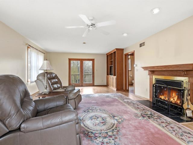 House for sale in Apple River, Illinois