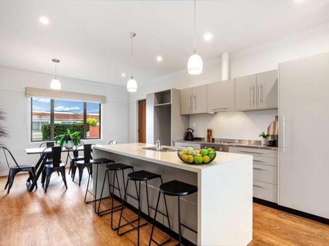 Townhouse for sale in Pauatahanui, Wellington