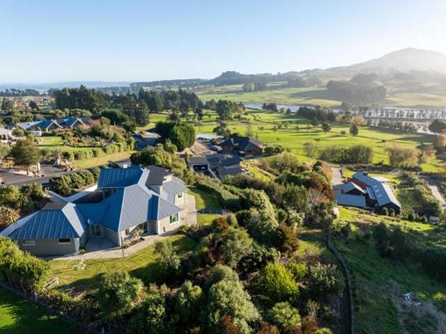 House for sale in Otakou
