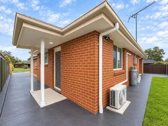 House for rent in Ingleburn, Sydney