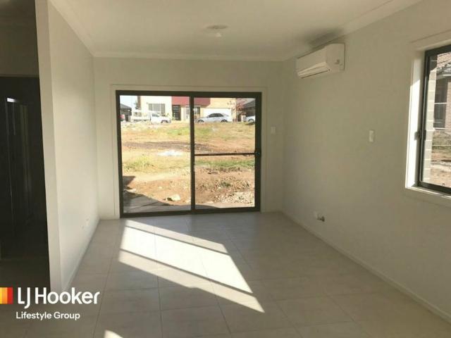 House for rent in Oran Park, Sydney