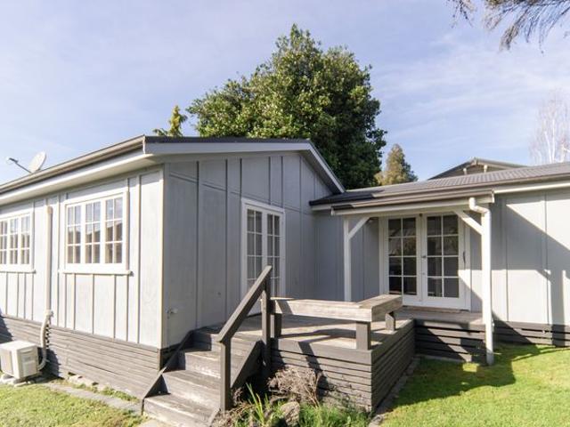 House for rent in Hamilton East, Hamilton City