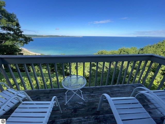 Townhouse for sale in Glen Arbor, Michigan