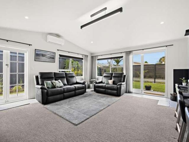 House for sale in Point Wells