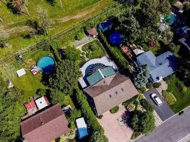 House for sale in Sainte-julie, Quebec