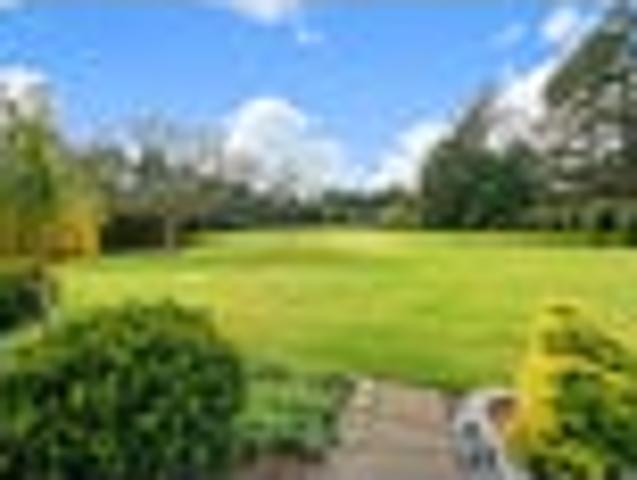 House for sale in Paremoremo, Oroua County