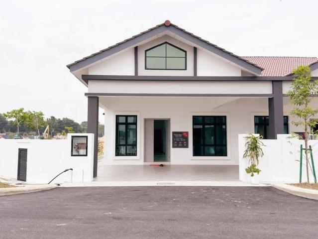 Residential House for sale in Malaka