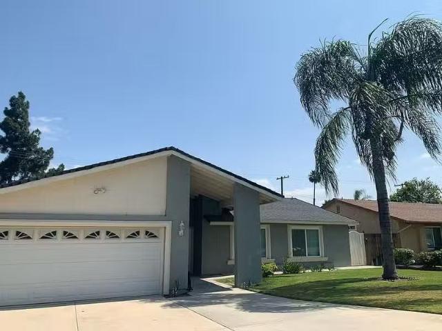 House for rent in Corona