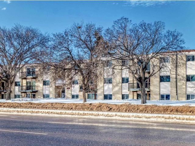 Apartment for sale in Wedgewood, Alberta