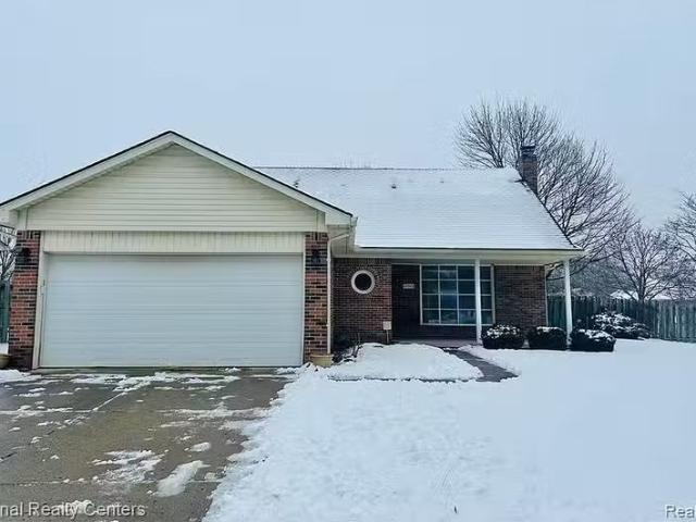 House for rent in Canton