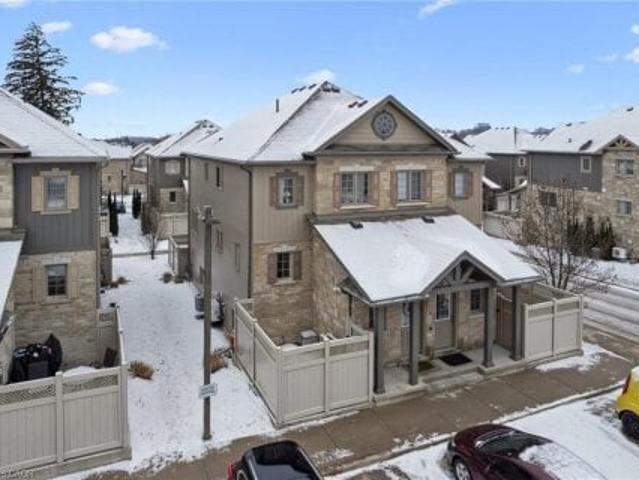 Townhouse for sale in Kitchener, Ontario